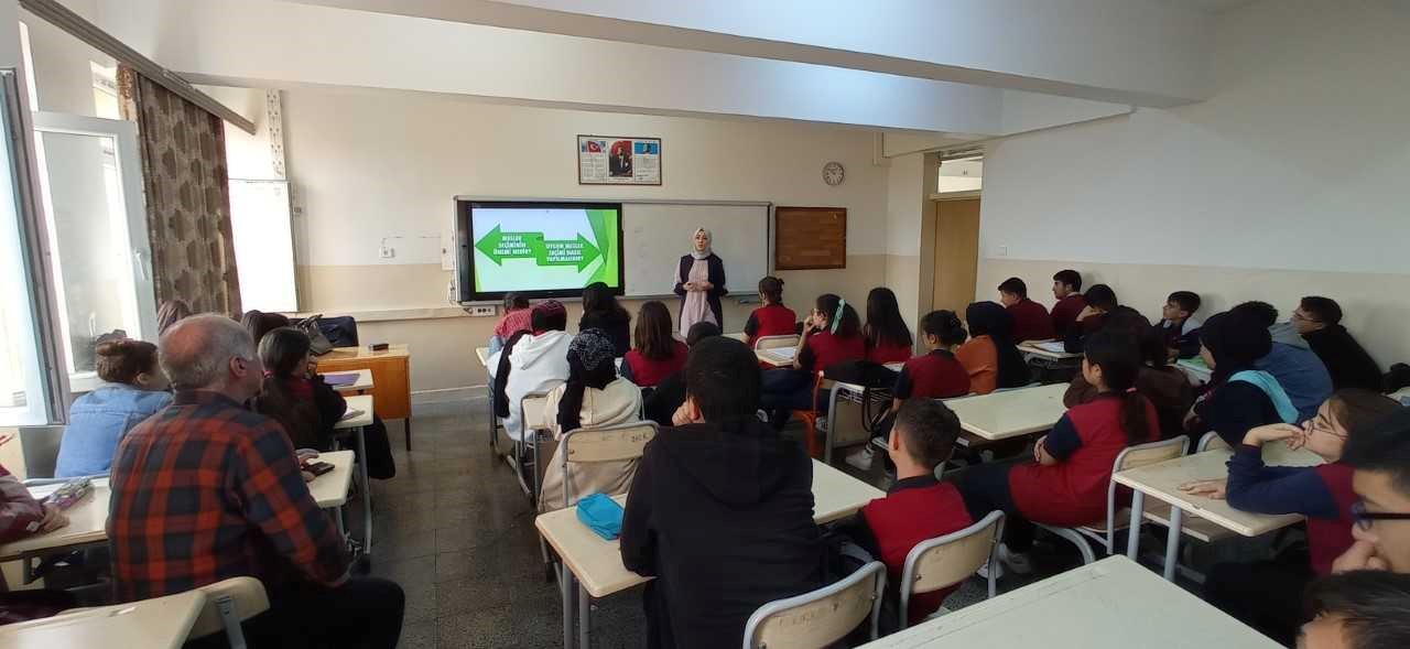 Elazığ’da  Meslek Danışmanlığı Eğitimi Verildi