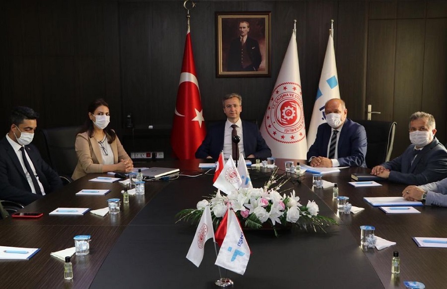 Genel Müdürümüz Bekir Aktürk İzmir’de İşverenlerle Temasta Bulunarak Ege Bölgesi Koordinasyon Toplantısını Gerçekleştirdi