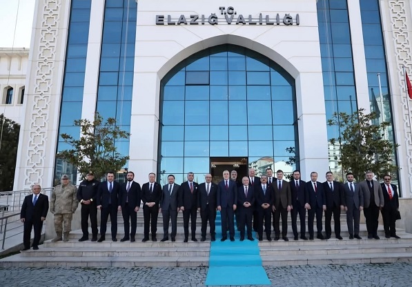 Genel Müdür Güneş, Elazığ Çalışma ve İş Kurumu İl Müdürlüğünü Ziyaret Etti kapak görseli