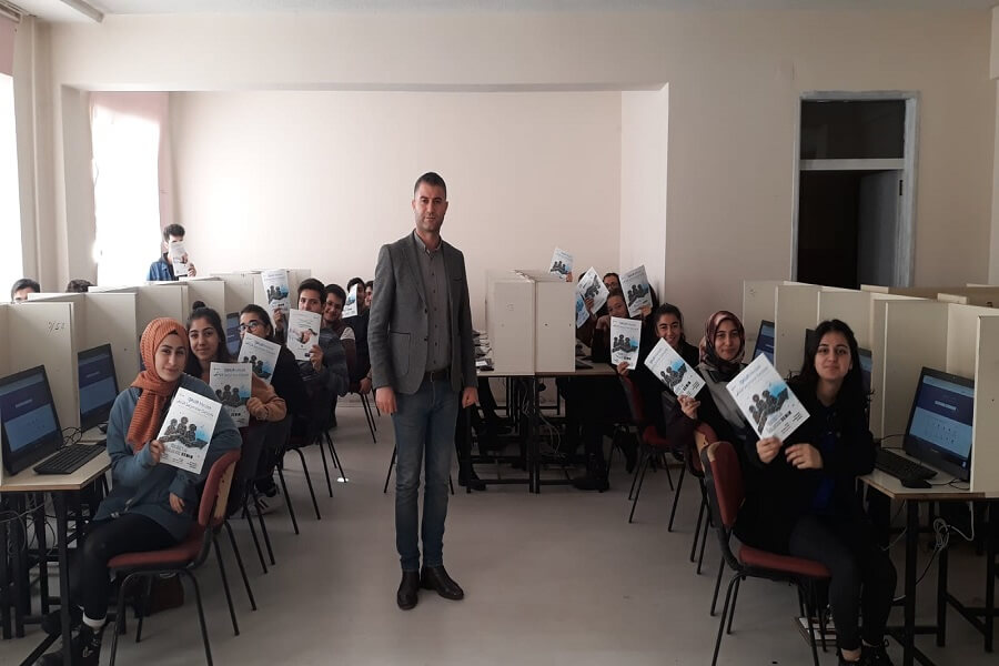 Iğdır'da Lise Öğrencilerine Eğitim Verdik
