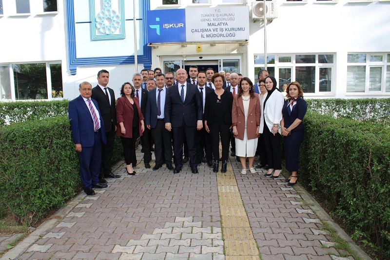Bakan Yardımcısı Alpkan, Malatya Çalışma ve İş Kurumu İl Müdürlüğünü Ziyaret Etti kapak görseli