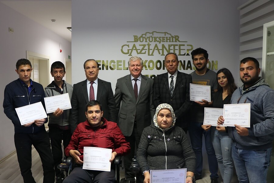 Gaziantep'te Mesleki Eğitim Kursu Sertifika Töreni Düzenledik